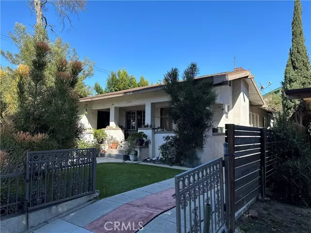 Hollywood, CA 90038,1254 N Cherokee AVE