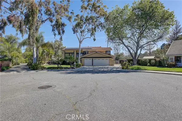 Simi Valley, CA 93065,985 Oakmont CT