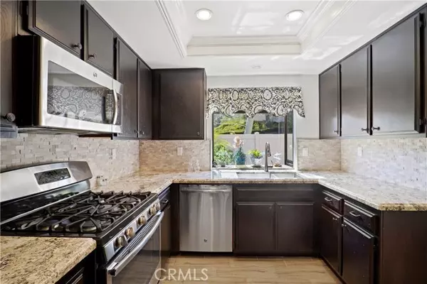 Newhall, CA 91321,26321 Rainbow Glen DR 235