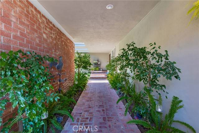 Encino, CA 91436,3213 Fond DR