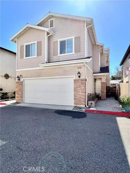 22758 Walnut Park LN 9, Newhall, CA 91321