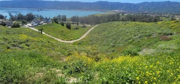 Lake Elsinore, CA 92532,0 Skyline