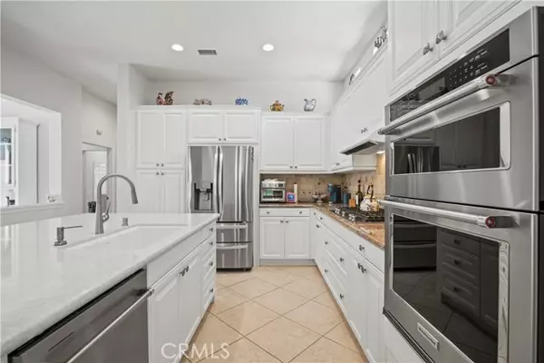 Valencia, CA 91354,23734 Mahogany CT