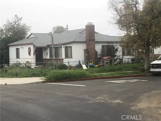 9041 Costello AVE, Panorama City, CA 91402