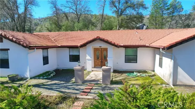 38858 Road 425B, Oakhurst, CA 93644