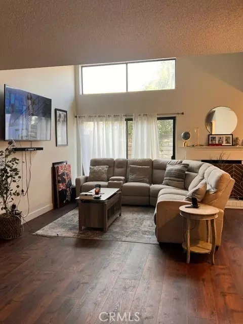 Winnetka, CA 91306,20645 Roscoe BLD C