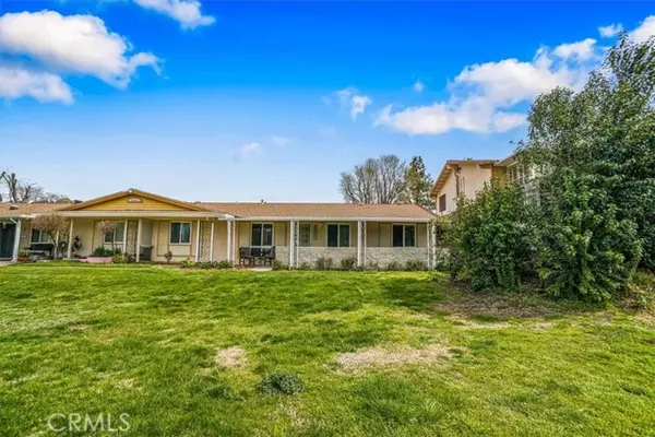 26861 Avenue Of The Oaks A, Newhall, CA 91321