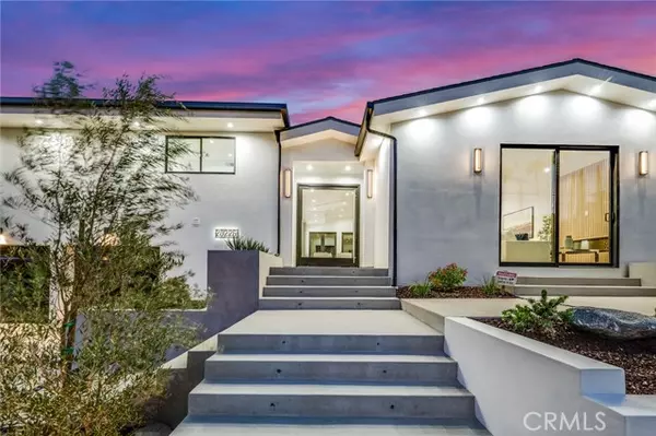 Woodland Hills, CA 91364,20226 Lorenzana DR