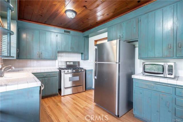 Studio City, CA 91604,3855 Rhodes AVE