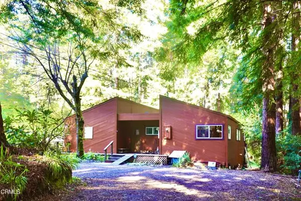 Fort Bragg, CA 95437,17290 Redwood Springs DR