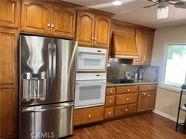 Agoura Hills, CA 91301,29411 Hillrise DR