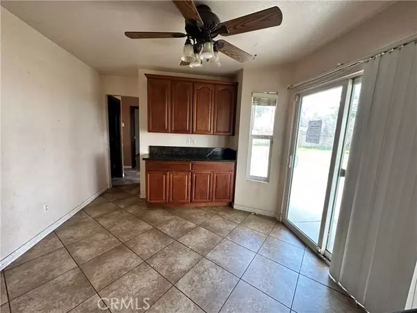 Palmdale, CA 93551,5649 Hickory ST