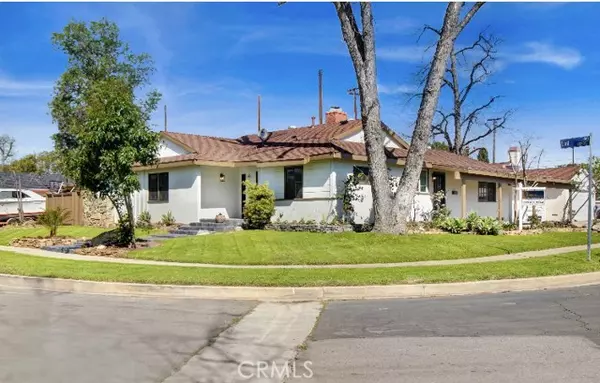 7633 Loma Verde AVE, Canoga Park, CA 91304