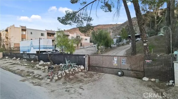 Canyon Country, CA 91387,17804 Scherzinger LN