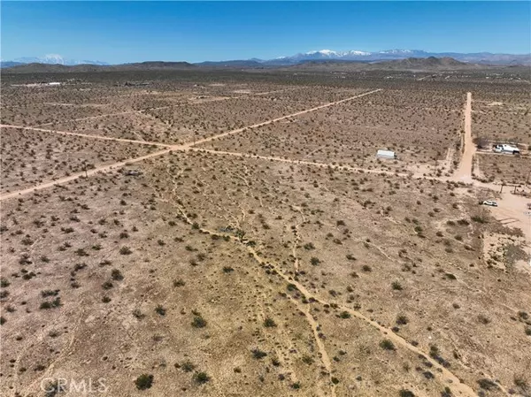 Landers, CA 92285,61702 Saturn DR