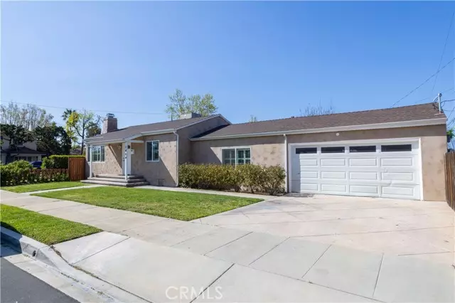 San Fernando, CA 91340,1404 De Garmo ST