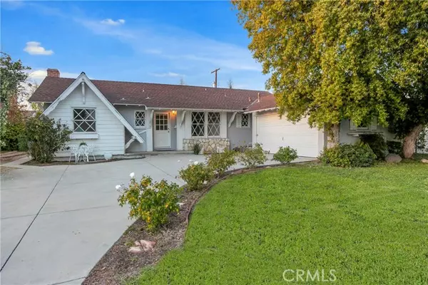 21031 Hemmingway ST, Canoga Park, CA 91304