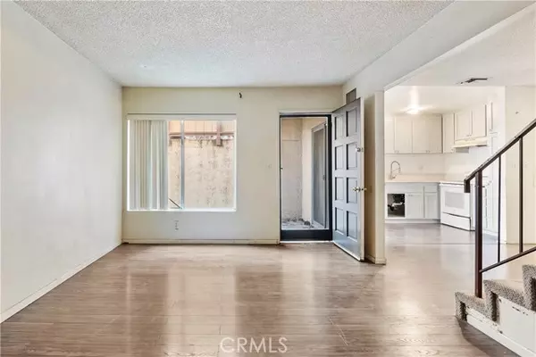Van Nuys, CA 91405,7300 Lennox AVE J20