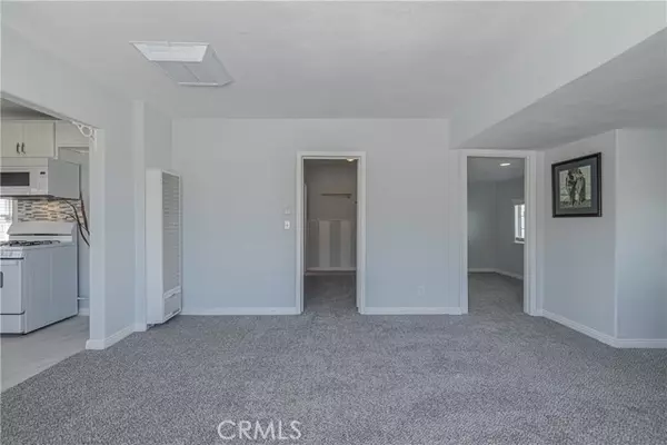 Rosamond, CA 93560,2725 Desert ST