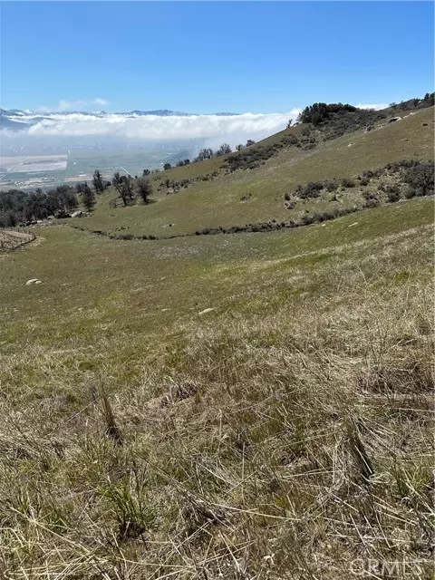 Tehachapi, CA 93561,0 Skyline DR