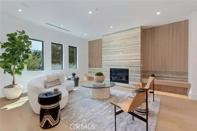 Studio City, CA 91602,4467 Camellia AVE
