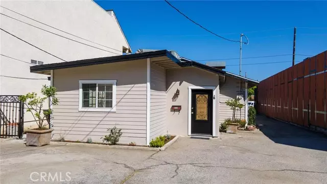 23540 Calabasas RD, Calabasas, CA 91302