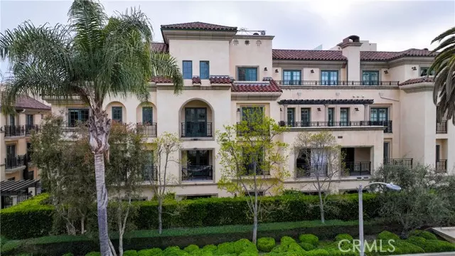 225 S Hamilton DR 301, Beverly Hills, CA 90211