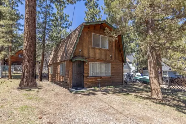 Sugarloaf, CA 92386,314 Spruce LN