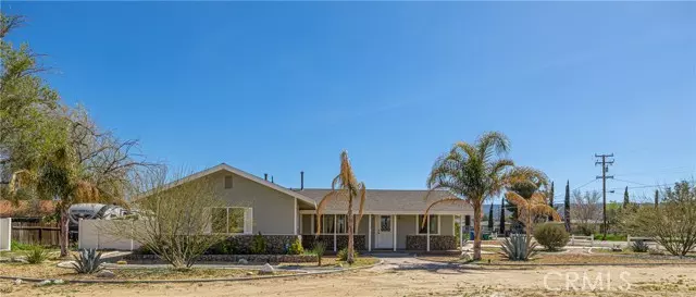 4654 W Avenue L, Lancaster, CA 93536