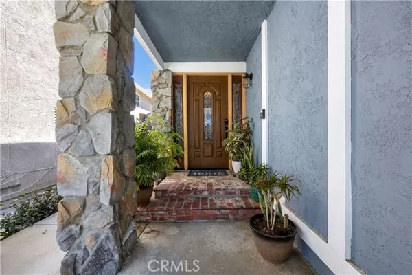 Canyon Country, CA 91351,26728 Pamela DR