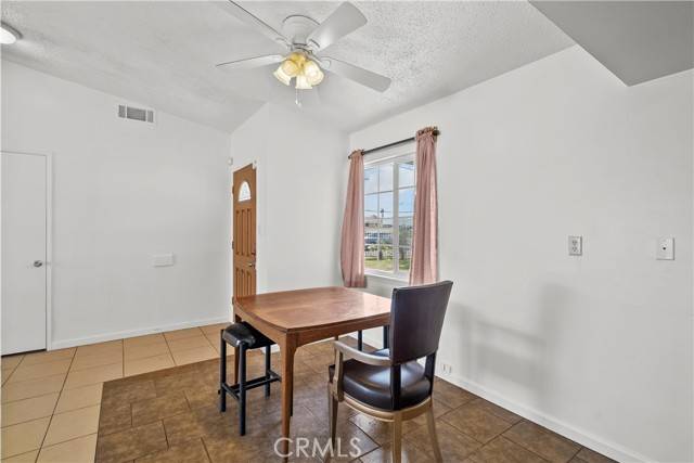 Lancaster, CA 93534,1003 W Avenue J14