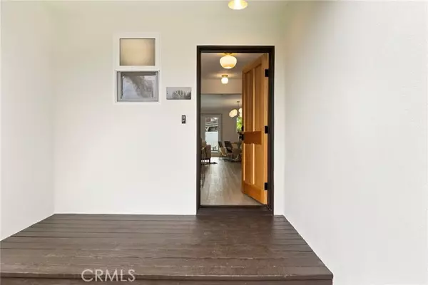 Valley Glen, CA 91401,13017 Erwin ST