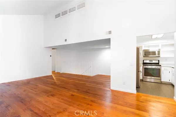 Castaic, CA 91384,31355 The Old RD F