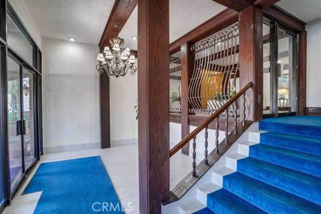 Valley Village, CA 91607,12720 Burbank BLD 329