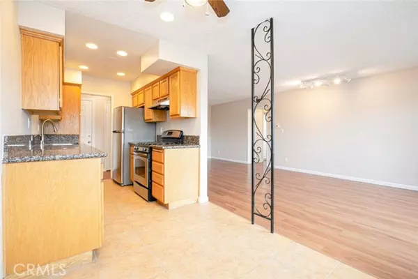 North Hollywood, CA 91606,6227 Morse AVE 203