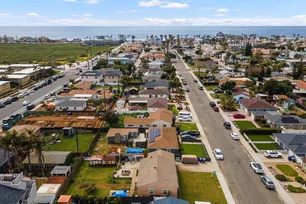 Imperial Beach, CA 91932,371 Ebony AVE