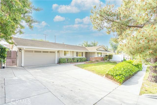 224 Erten ST, Thousand Oaks, CA 91360