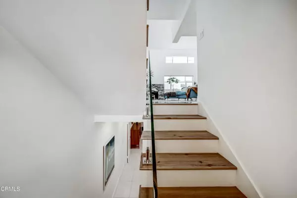 Studio City, CA 91604,10926 Bluffside DR 30