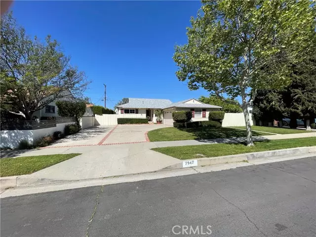 7947 Amestoy AVE, Lake Balboa, CA 91406