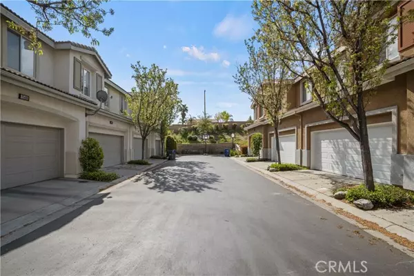 25403 Quail Creek CT, Saugus, CA 91350