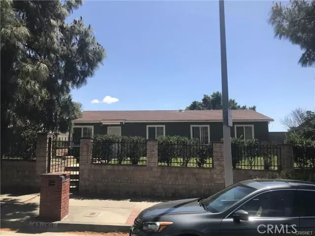 Sylmar, CA 91342,12058 Van Nuys BLD