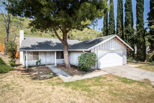 22317 Cheraw DR, Saugus, CA 91350