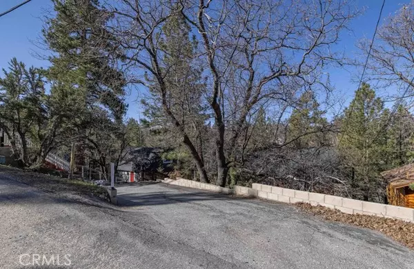 Big Bear Lake, CA 92314,592 Villa Grove AVE