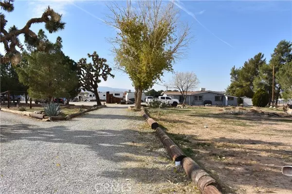 41863 22nd ST, Palmdale, CA 93551