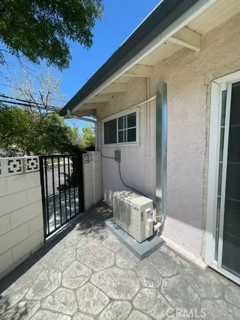 Tujunga, CA 91042,9355 Creemore DR