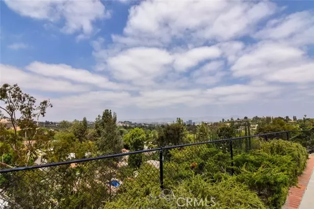 Woodland Hills, CA 91364,4759 Del Moreno PL