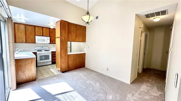 Porter Ranch, CA 91326,19553 Rinaldi ST 21