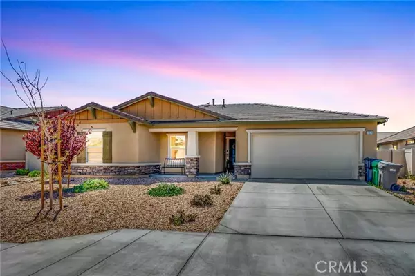 2036 E Lingard ST, Lancaster, CA 93535