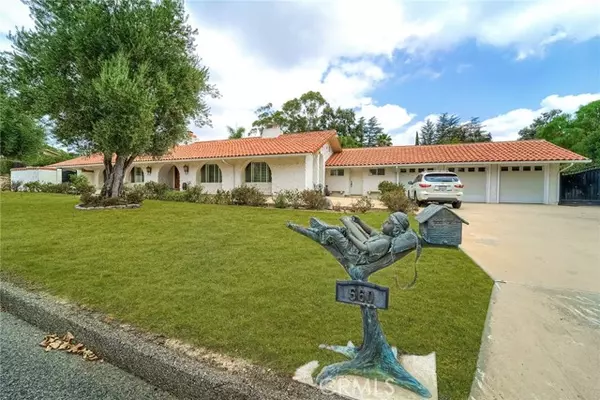 Thousand Oaks, CA 91360,560 Calle Sequoia