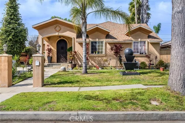 7725 Aldea AVE, Lake Balboa, CA 91406